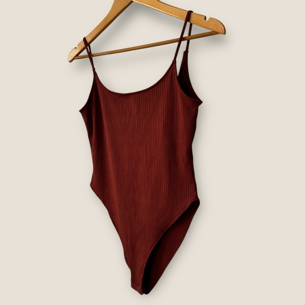 Forever 21 Ribbed Low Back Bodysuit - Picture 2 of 8